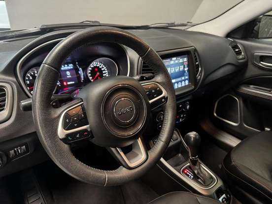 JEEP-COMPASS-2.0 16V FLEX LONGITUDE AUTOMÁTICO JEEP-COMPASS-2018