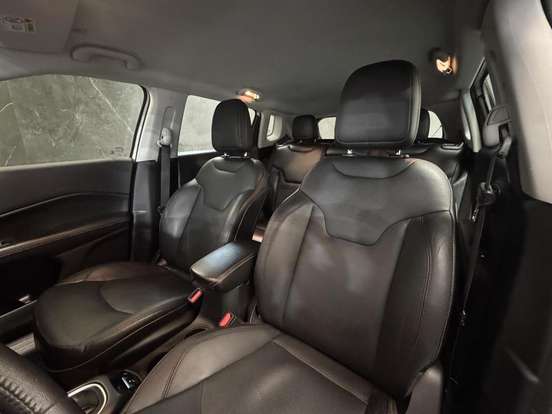JEEP-COMPASS-2.0 16V FLEX LONGITUDE AUTOMÁTICO JEEP-COMPASS-2018