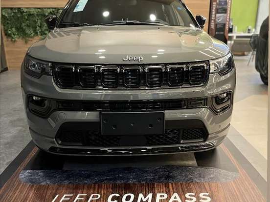 JEEP-COMPASS-2.0 HURRICANE 4 TURBO GASOLINA BLACKHAWK AT9 JEEP-COMPASS-2026