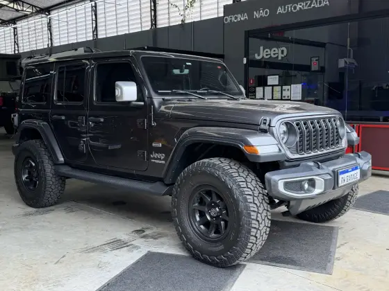 JEEP WRANGLER 2.0 TURBO GASOLINA UNLIMITED SAHARA 4P 4X4 AT8