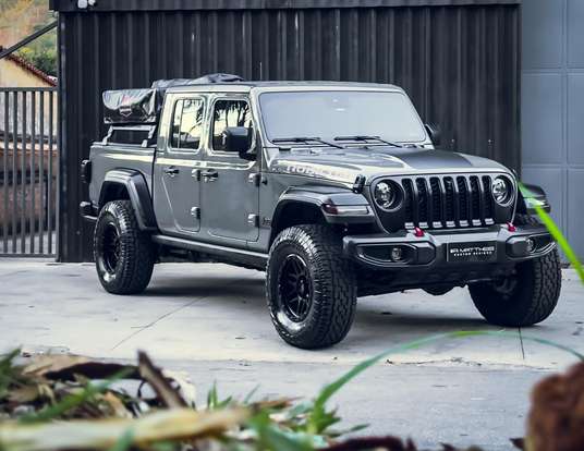JEEP-GLADIATOR-2022