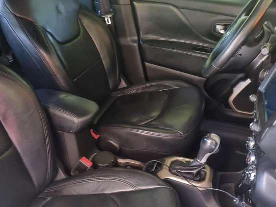JEEP-RENEGADE-2.0 16V TURBO DIESEL SPORT 4P 4X4 AUTOMÁTICO JEEP-RENEGADE-2015