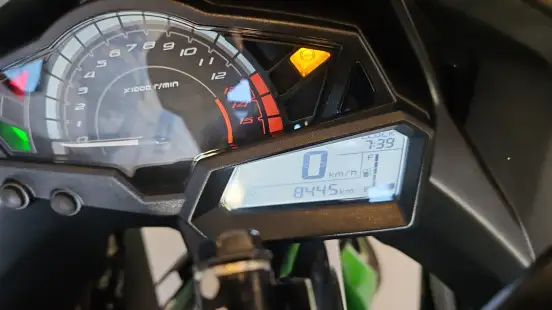 KAWASAKI-NINJA 300-2024