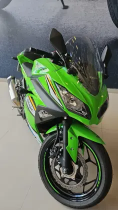 KAWASAKI NINJA 300 