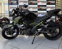 KAWASAKI Z400 KAWASAKI Z400