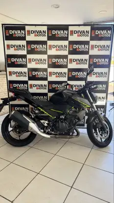 KAWASAKI-Z400-2023