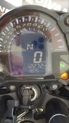 KAWASAKI-Z400-2023