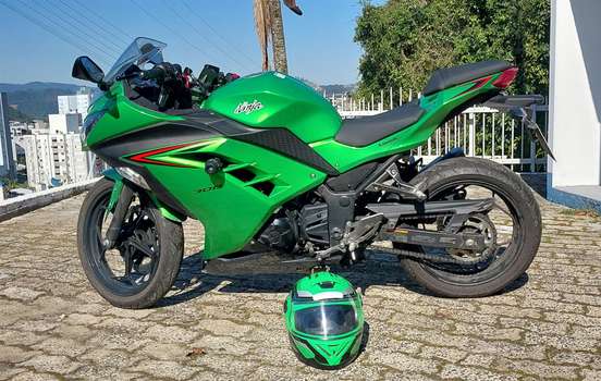 KAWASAKI-NINJA 300-2024