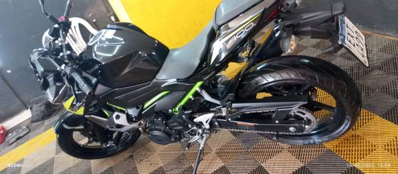 KAWASAKI Z400 