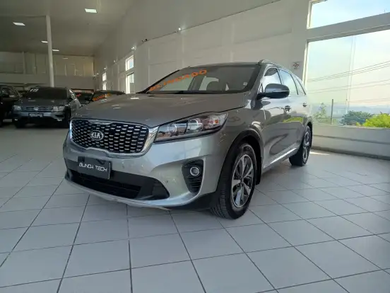 KIA-SORENTO-2.4 16V GASOLINA EX 7L AUTOMÁTICO KIA-SORENTO-2019
