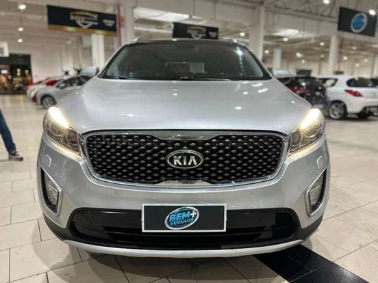 KIA-SORENTO-3.3 V6 GASOLINA EX 7L AUTOMATICO KIA-SORENTO-2015