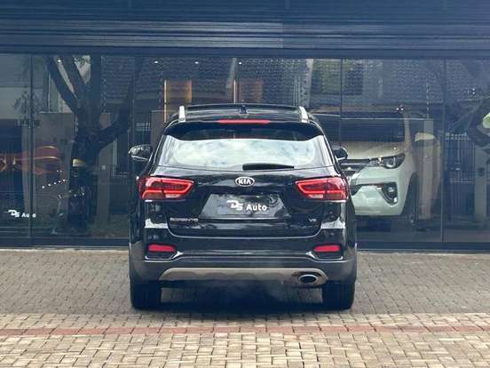 KIA-SORENTO-2018