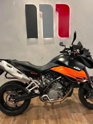 KTM-SUPERMOTO 990T-2010