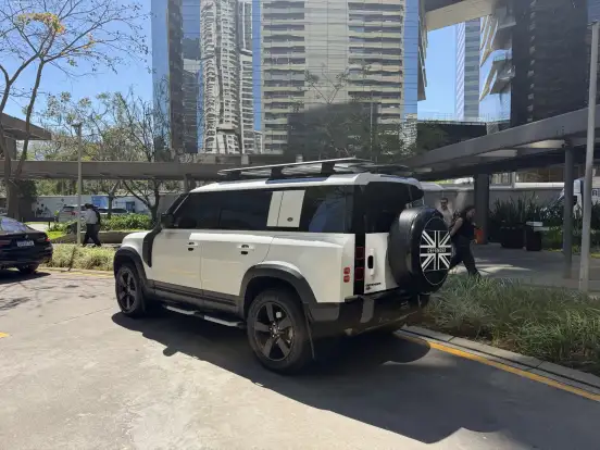 LAND ROVER-DEFENDER-2.0 P300 GASOLINA 110 HSE AWD AUTOMÁTICO LAND ROVER-DEFENDER-2021
