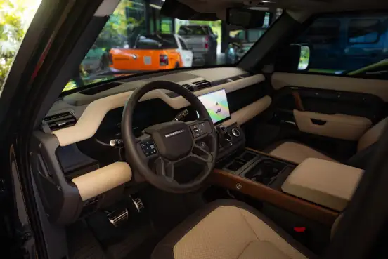 LAND ROVER-DEFENDER-2024