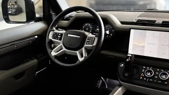 LAND ROVER-DEFENDER-2025