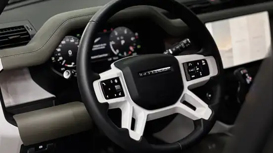LAND ROVER-DEFENDER-2025