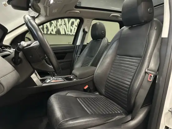 LAND ROVER-DISCOVERY SPORT-2020