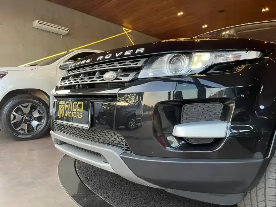 LAND ROVER-RANGE ROVER EVOQUE-2.0 PURE 4WD 16V GASOLINA 4P AUTOMÁTICO LAND ROVER-RANGE ROVER EVOQUE-2015