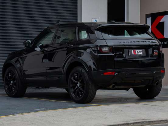 LAND ROVER-RANGE ROVER EVOQUE-2.0 SE 4WD 16V GASOLINA 4P AUTOMÁTICO LAND ROVER-RANGE ROVER EVOQUE-2015