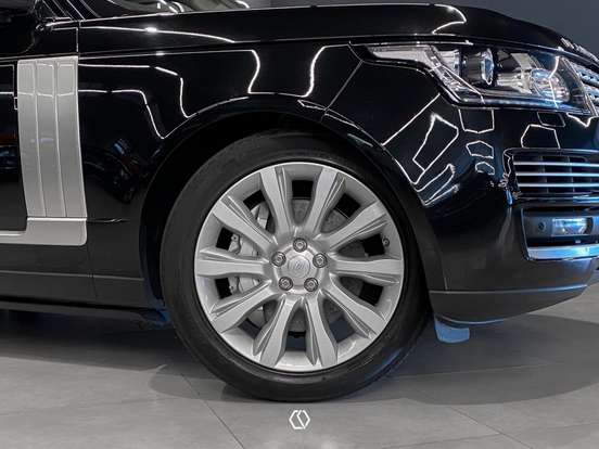 LAND ROVER-RANGE ROVER VOGUE-4.4 SE SDV8 4X4 TURBO DIESEL 4P AUTOMÁTICO LAND ROVER-RANGE ROVER VOGUE-2017