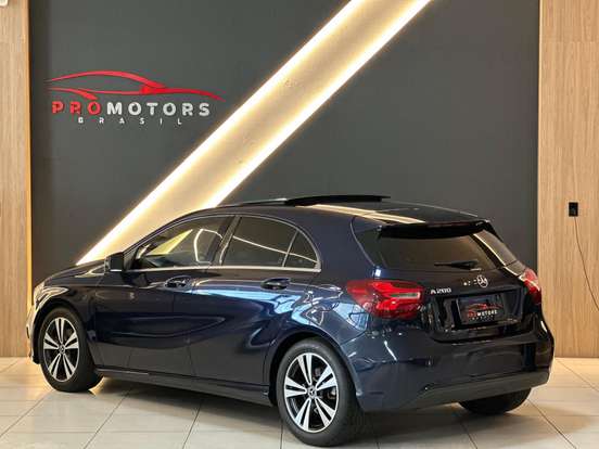 MERCEDES-BENZ-A 200-2018