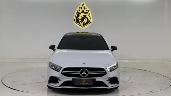 MERCEDES-BENZ-A 35 AMG-2021