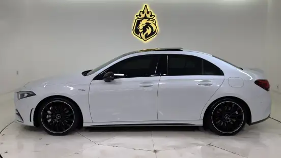 MERCEDES-BENZ-A 35 AMG-2021