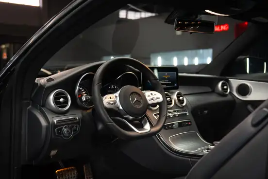 MERCEDES-BENZ-C 180-2019