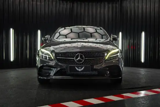 MERCEDES-BENZ-C 180-2019