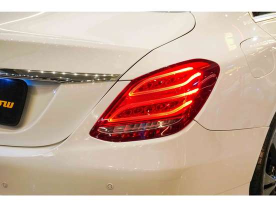 MERCEDES-BENZ-C 180-2016