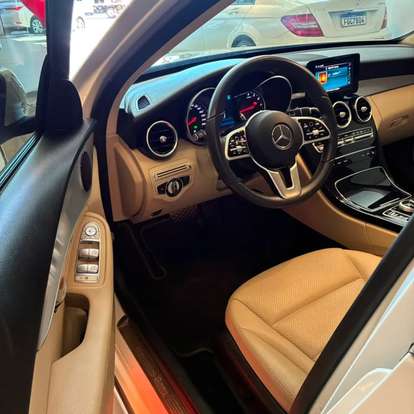 MERCEDES-BENZ-C 180-2019