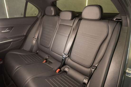 MERCEDES-BENZ-C 200-2024