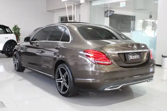 MERCEDES-BENZ-C 200-2.0 CGI AVANTGARDE 16V GASOLINA 4P AUTOMÁTICO MERCEDES-BENZ-C 200-2014