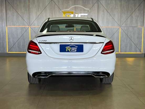 MERCEDES-BENZ-C 200-2.0 CGI AVANTGARDE 16V GASOLINA 4P AUTOMÁTICO MERCEDES-BENZ-C 200-2015