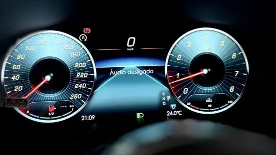 MERCEDES-BENZ-CLA 180-2018