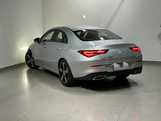 MERCEDES-BENZ-CLA 250-2.0 CGI GASOLINA 7G-DCT MERCEDES-BENZ-CLA 250-2022