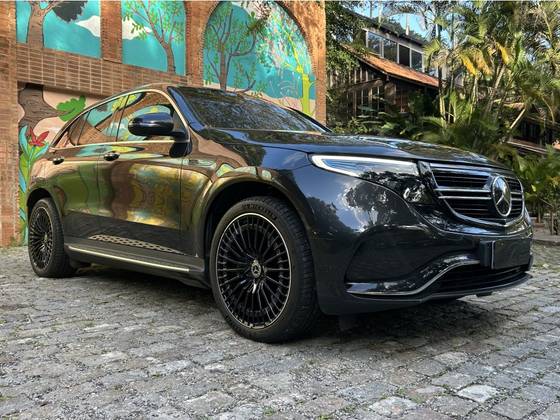 MERCEDES-BENZ EQC 400 AMG LINE 4MATIC ELÉTRICO