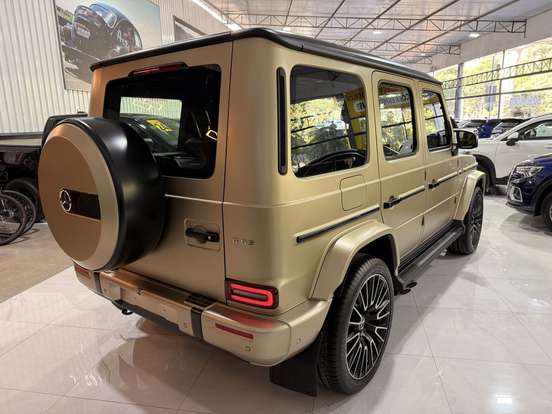 MERCEDES-BENZ-G 63 AMG-2026