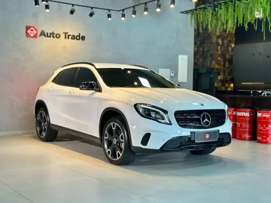 MERCEDES-BENZ-GLA 200-1.6 CGI FLEX NIGHT 7G-DCT MERCEDES-BENZ-GLA 200-2019