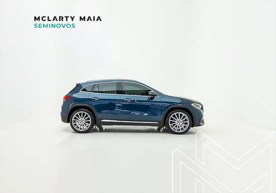 MERCEDES-BENZ-GLA 200-2022