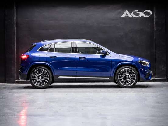 MERCEDES-BENZ-GLA 200-2026