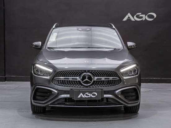 MERCEDES-BENZ-GLA 200-2026