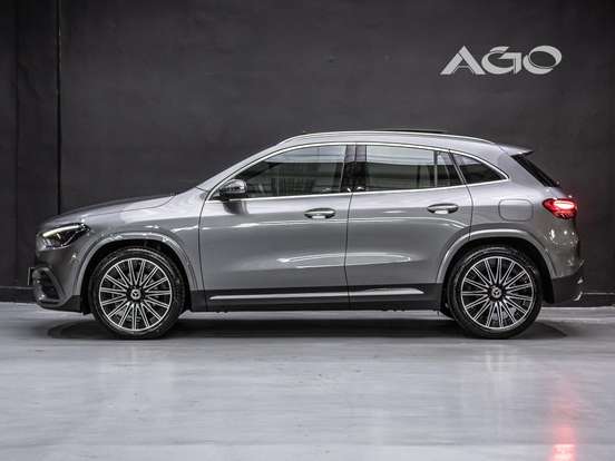 MERCEDES-BENZ-GLA 200-2026