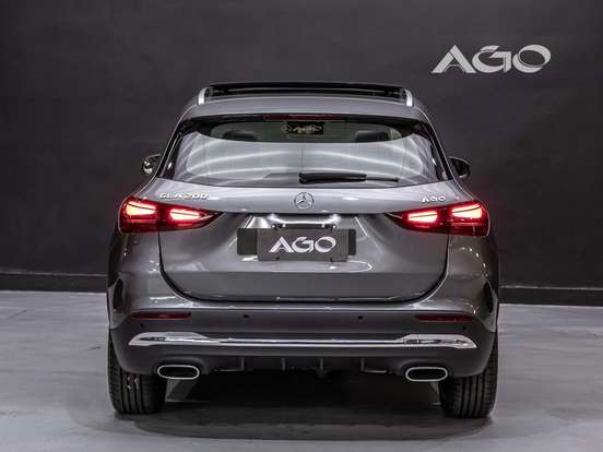 MERCEDES-BENZ-GLA 200-2026