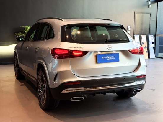 MERCEDES-BENZ-GLA 200-1.3 MHEV AMG LINE 7G-DCT MERCEDES-BENZ-GLA 200-2025