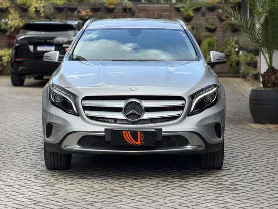 MERCEDES-BENZ-GLA 200-1.6 CGI ADVANCE 16V TURBO FLEX 4P AUTOMÁTICO MERCEDES-BENZ-GLA 200-2017