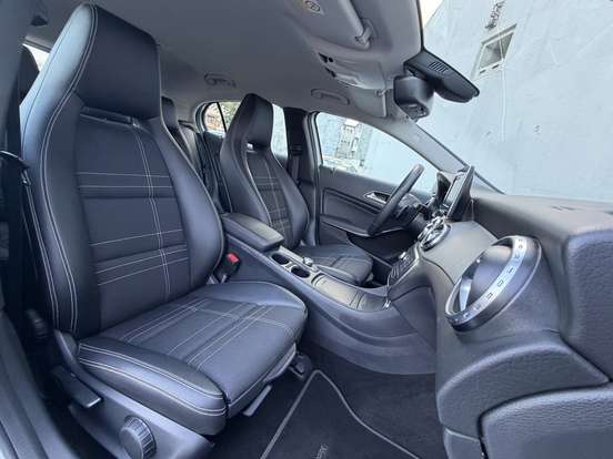 MERCEDES-BENZ-GLA 200-1.6 CGI ADVANCE 16V TURBO FLEX 4P AUTOMÁTICO MERCEDES-BENZ-GLA 200-2017