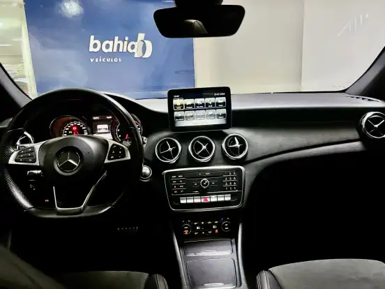 MERCEDES-BENZ-GLA 250-2018