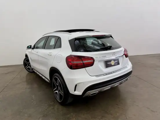 MERCEDES-BENZ-GLA 250-2.0 CGI GASOLINA SPORT 7G-DCT MERCEDES-BENZ-GLA 250-2018
